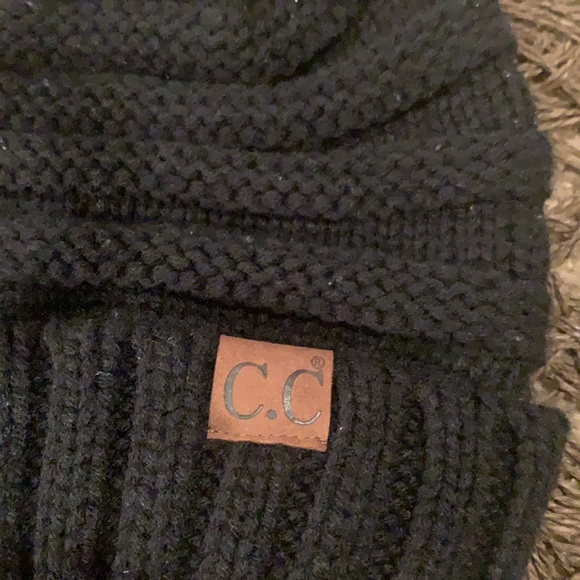 CC Exclusive black beanie!! - Picture 3 of 4